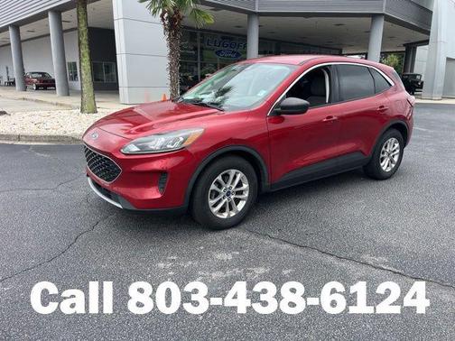 Rapid Red Metallic Tinted Clearcoat 2022 Ford Escape SE