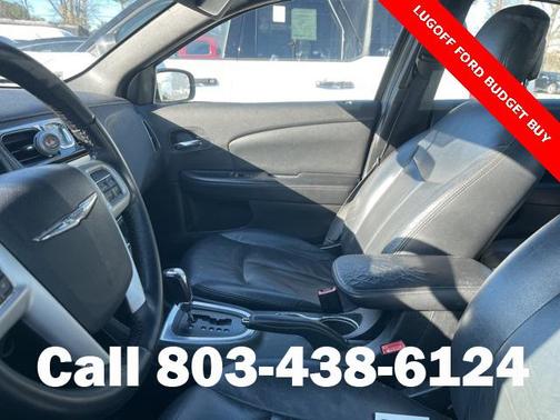 2013 Chrysler 200 Touring