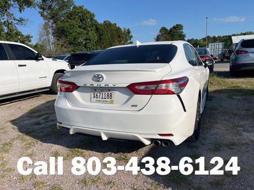 Super White 2020 Toyota Camry SE