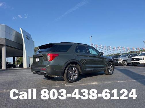 Forged Green Metallic 2023 Ford Explorer XLT