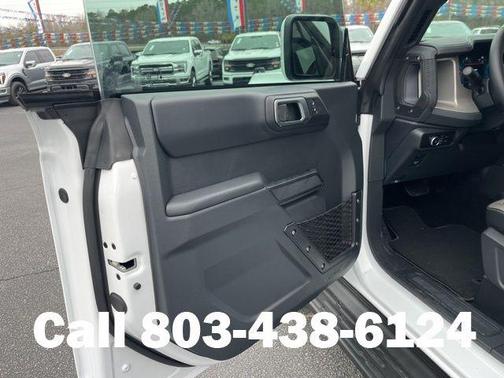 Oxford White 2026 Ford Bronco Outer Banks