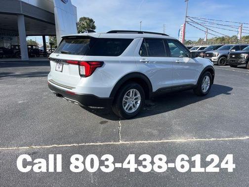 Space White Metallic 2026 Ford Explorer Active