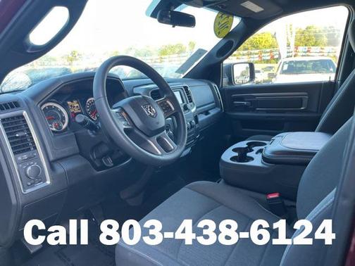 2024 RAM 1500 Classic Warlock Crew Cab 4x4 5'7' Box