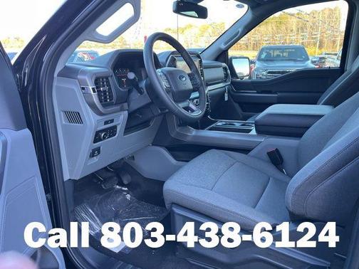 Agate Black Metallic 2026 Ford F-150 XLT