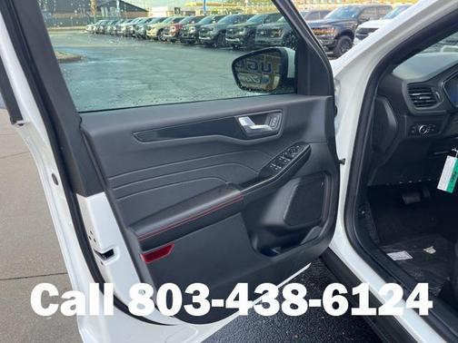 2026 Ford Escape ST-Line Select