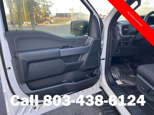 Oxford White 2025 Ford F-150 XLT