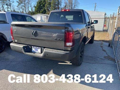 2024 RAM 1500 Classic Warlock Crew Cab 4x4 5'7' Box