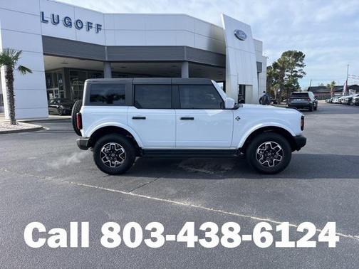 Oxford White 2026 Ford Bronco Outer Banks