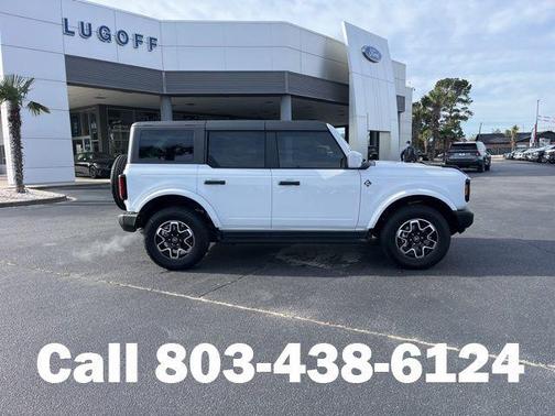 Oxford White 2026 Ford Bronco Outer Banks