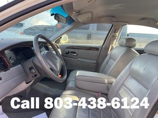 2000 Lincoln Town Car Executive