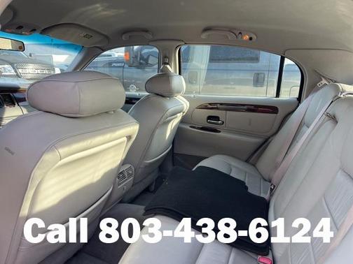 2000 Lincoln Town Car Executive