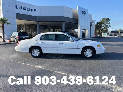 2000 Lincoln Town Car Executive