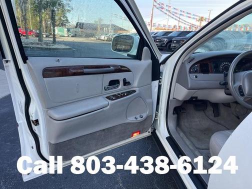 2000 Lincoln Town Car Executive