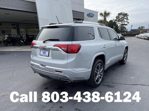Photo 3 of 34 of 2018 GMC Acadia Denali