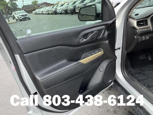 Photo 5 of 34 of 2018 GMC Acadia Denali