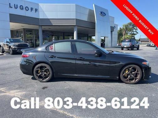 Vulcano Black Metallic 2018 Alfa Romeo Giulia Ti Sport