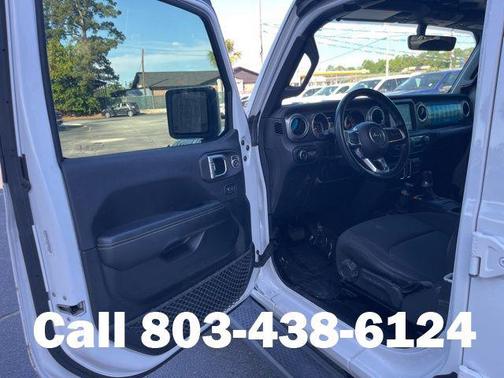 Bright White Clearcoat 2020 Jeep Wrangler Unlimited Sahara
