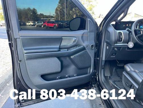 Agate Black Metallic 2025 Ford Expedition Tremor