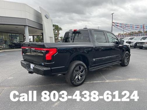 2024 Ford F-150 Lightning LARIAT