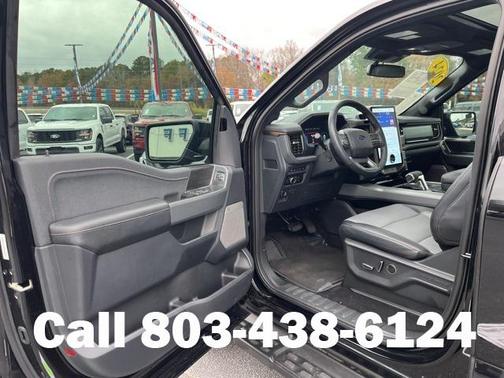 2024 Ford F-150 Lightning LARIAT