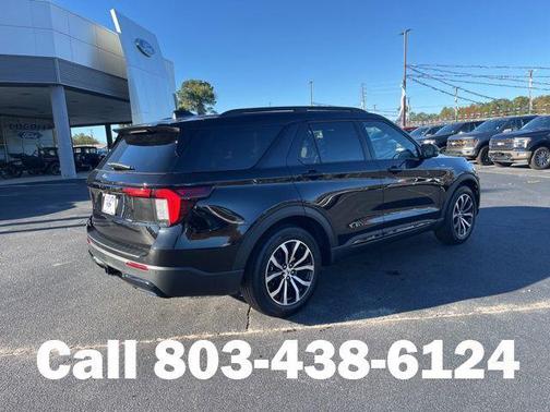 Agate Black Metallic 2026 Ford Explorer ST-Line