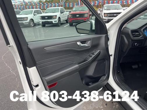 2026 Ford Escape PHEV SE