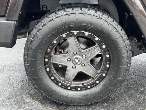 2013 Jeep Wrangler Sahara