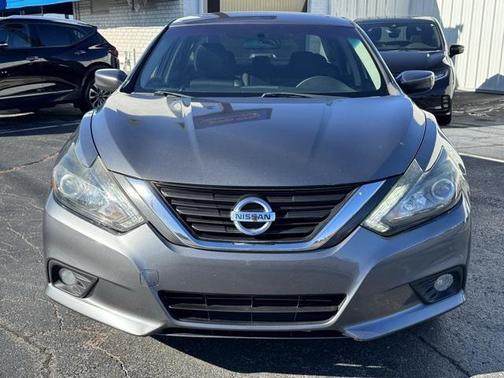2016 Nissan Altima 2.5 SR