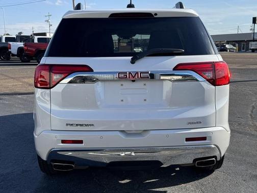 2019 GMC Acadia Denali