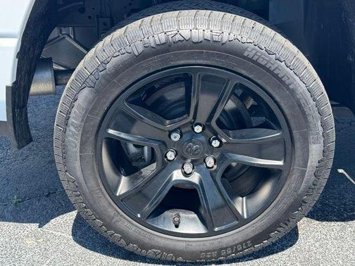 Bright White Clearcoat 2023 RAM 1500 Big Horn/Lone Star
