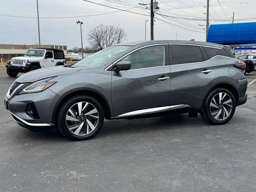 2023 Nissan Murano SL