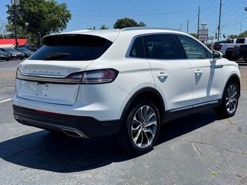 Pristine White Metallic Tri-Coat 2023 Lincoln Nautilus Reserve