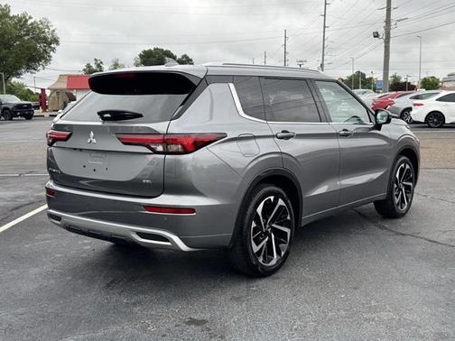 2024 Mitsubishi Outlander SEL