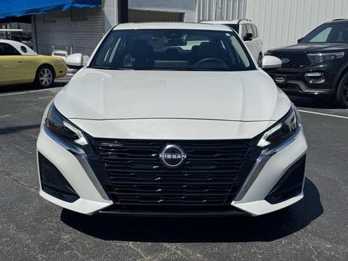 2024 Nissan Altima 2.5 SL