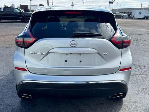 2023 Nissan Murano SL