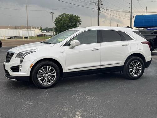 2022 Cadillac XT5 Premium Luxury