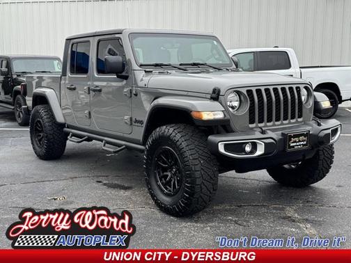 2023 Jeep Gladiator Sport S