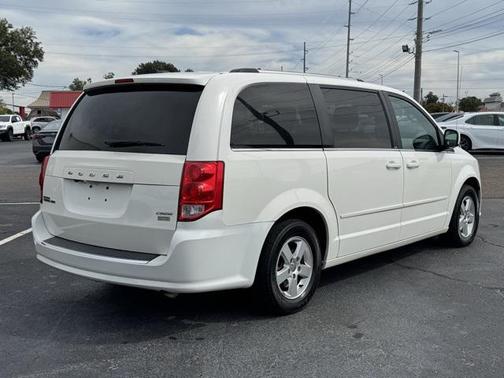 2011 Dodge Grand Caravan Crew
