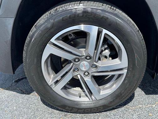 Graphite Gray Metallic 2021 GMC Terrain SLT