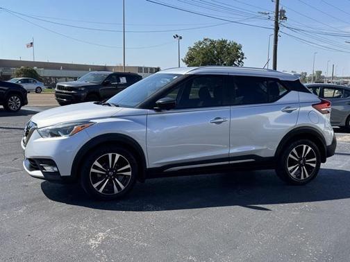 2018 Nissan Kicks SR