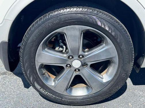 White Pearl Tricoat 2013 Buick Encore Convenience