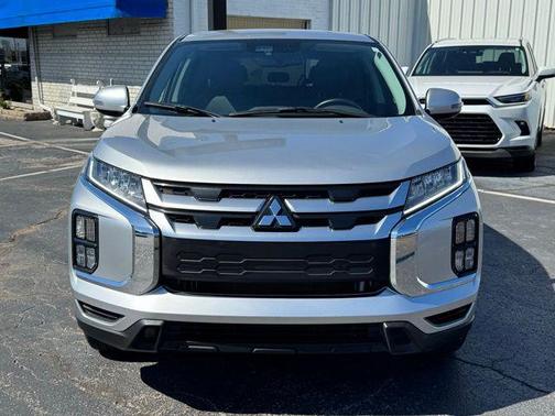 2024 Mitsubishi Outlander Sport SE