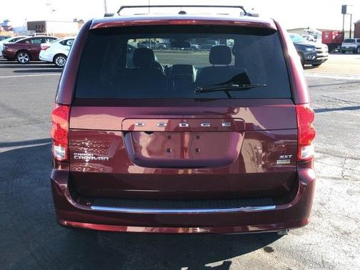 Octane Red Pearlcoat 2019 Dodge Grand Caravan SXT