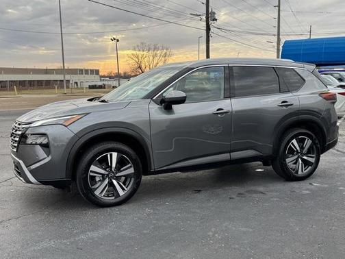 2024 Nissan Rogue SL