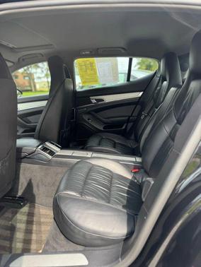 2010 Porsche Panamera 4S