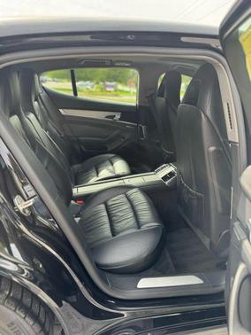 2010 Porsche Panamera 4S