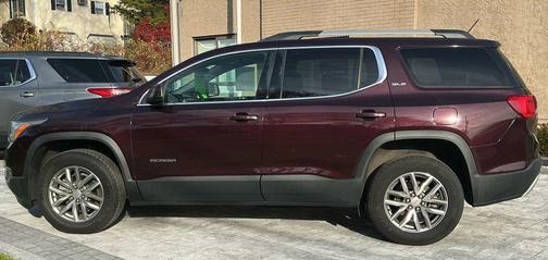 2018 GMC Acadia SLE-2