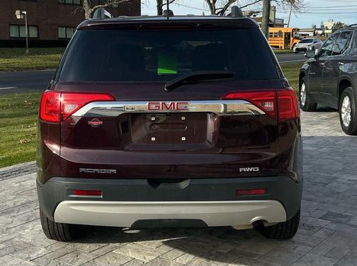 2018 GMC Acadia SLE-2