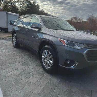 2021 Chevrolet Traverse LT Cloth