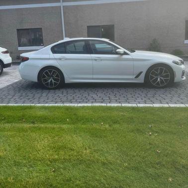 2023 BMW 530 i xDrive